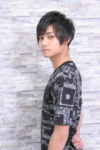 ショート カラー パーマ メンズ ハイトーン Arphyのヘアスタイル