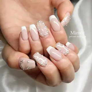 ネイル nailsalon Mirrorのネイルデザイン