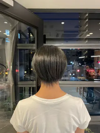 ショート カラー porto まなみのヘアスタイル