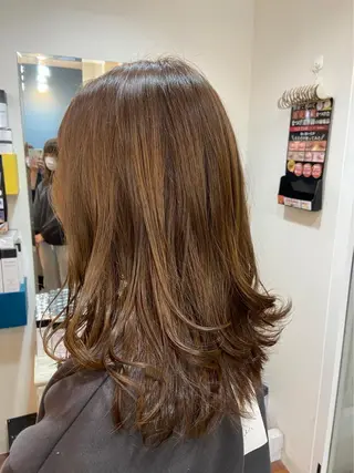 カラー Chihiro .のヘアスタイル