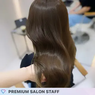 ロング カラー 艶髪・透明感カラー・ 韓国ヘア・Yuriのヘアスタイル