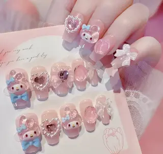 ネイル D-BEAUTY Nailsalonのネイルデザイン