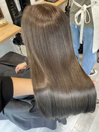 カラー 前田 野々葉のヘアスタイル