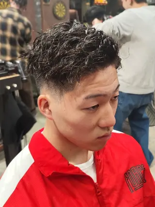 ショート メンズ パーマ FourCornersCutShop3/cent栄フェード刈り上げメンズ専門所属・フェード/パーマ☀ 安部佑希のヘアスタイル