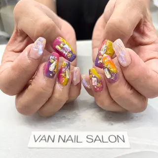 ネイル VANNAILSALON 海老名店所属・VANNAIL 海老名店のネイルデザイン