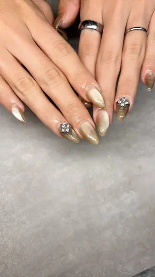 ネイル happiness nailのネイルデザイン