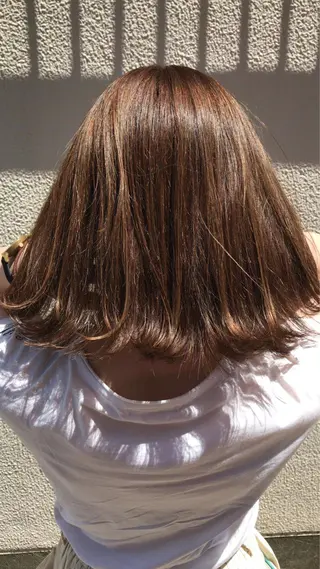 ミディアム カラー ヨシダ トオルのヘアスタイル