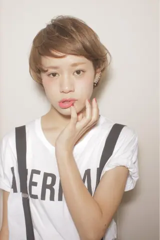 ショート カラー 水口 英里のヘアスタイル