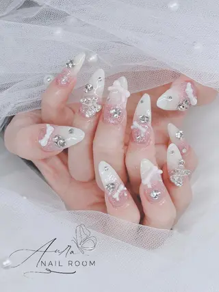 ネイル Aura nail room所属・Aura Nail Roomのネイルデザイン