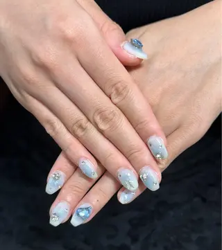 ネイル LAVISH nanamiのネイルデザイン