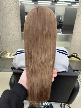 ミディアム カラー 鈴木/ミルクティー/ ブリーチ/ボブ/のヘアスタイル