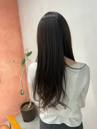 ロング カラー Elilume 代々木店所属・森山 朝陽のヘアスタイル