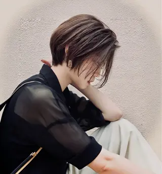 ショート D.I.E.V.A錦糸町店所属・🫧似合わせショート 🫧レイヤー/清野のヘアスタイル