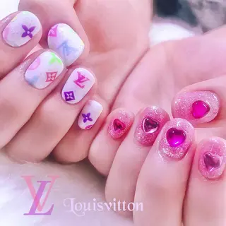 ネイル NOIROUGE所属・NOI ROUGEのネイルデザイン