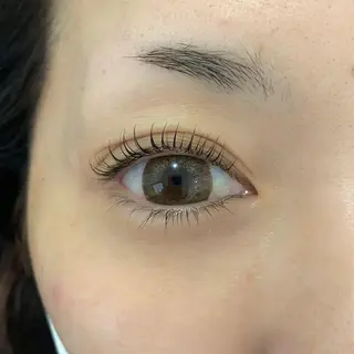 マツエク・マツパ armure所属・乾 春菜の眉毛・アイブロウイメージ