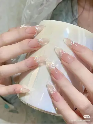 ネイル ホウ エンのネイルデザイン