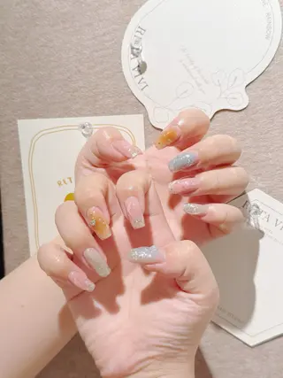 ネイル ヨウ キョウセンのネイルデザイン