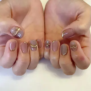 ネイル 💎🐰 saki. m 🐰💎のネイルデザイン