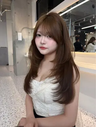 ミディアム 博多/ダブルカラー /艶カラー/翼🖤のヘアスタイル