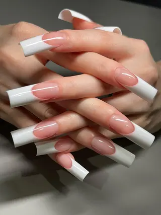 ロング ネイル 井手 優妃のネイルデザイン