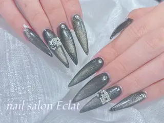 ネイル ネイルサロンエクラ 🫧Shizukaのネイルデザイン