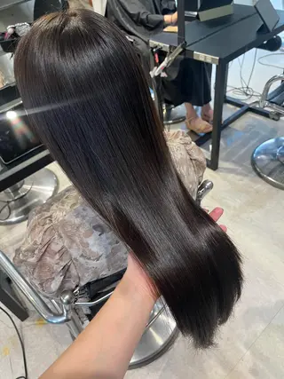 ロング カラー パーマ ヘアアレンジ 透明感/オリーブ/ グレージュ/YUKAのヘアスタイル