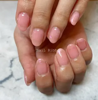 ネイル ネイルリボン 受付スタッフのネイルデザイン