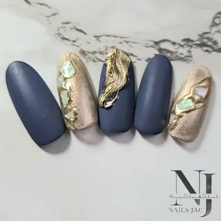 ネイル 島屋 千奈美のネイルデザイン