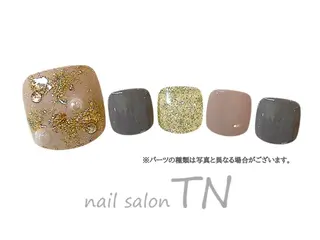 ネイル 矢川 まどかのネイルデザイン