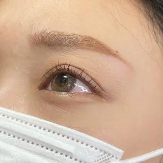 マツエク・マツパ ROW beaute所属・ROW beaute Sakiの眉毛・アイブロウイメージ