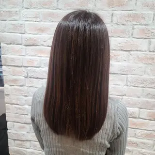 ロング 赤松 摩美のヘアスタイル