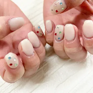 ネイル マツエク・マツパ アイブロウ pu muのネイルデザイン