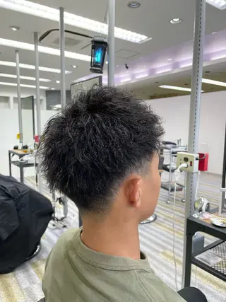 ショート パーマ メンズ 【メンズ特化】岩瀬 武【メンズパーマ】のヘアスタイル