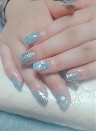 ネイル 鈴木 憂維のネイルデザイン