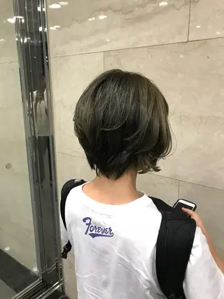 ショート カラー ere hair salonのヘアスタイル