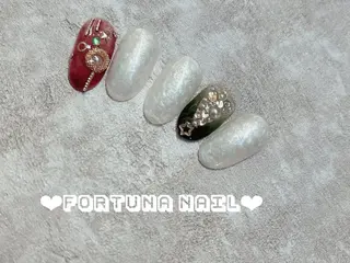 ネイル Nail •Head スパFortunaのネイルデザイン
