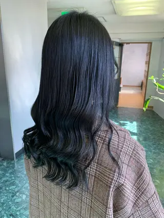 ミディアム カラー FRAME+spa&hair roomなんば駅前店所属・🌸MAYU🌸 ハイトーン➕レイヤーのヘアスタイル