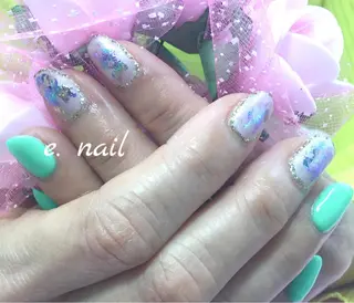 ネイル e.nail所属・和賀井 恵理のネイルデザイン