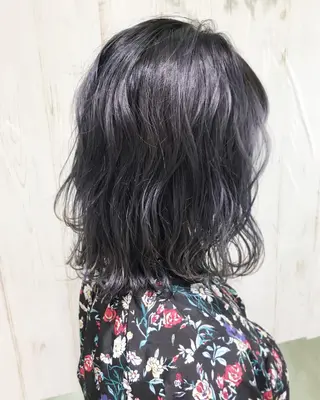 ミディアム カラー N° jillva ♦️川端裕司♦️のヘアスタイル