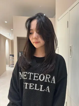 ロング ハイトーン×レイヤー /RINのヘアスタイル