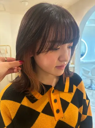 ミディアム カラー ミルクティ/ピンク/ レイヤー/yuriaのヘアスタイル