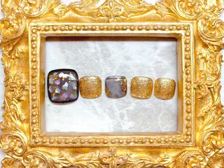 ネイル マジックミラー所属・マジック ミラーのネイルデザイン