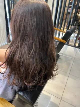 ロング カラー ヘアアレンジ メンズ キッズ マツエク・マツパ アイブロウ GO TODAY SHAiRE SALON所属・透明感カラー🤎 ゆりのヘアスタイル