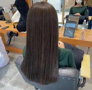 ロング カラー DECORArojii所属・赤坂 菜々恵のヘアスタイル