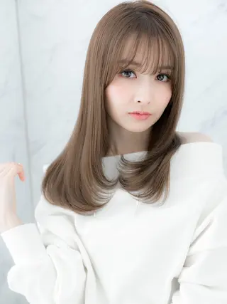 セミロング LOREN    jiyugaoka所属・山本美月♥️艶カラー 🐻暖色カラーのヘアスタイル