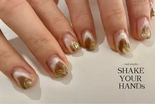 ネイル ネイルスタジオ シェイクユアハンズのネイルデザイン