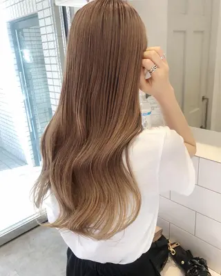 ロング カラー 透明感カラー× レイヤーカット✨高梨のヘアスタイル