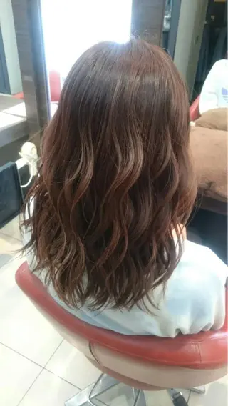 ロング カラー パーマ ヘアアレンジ メンズ キッズ ネイル マツエク・マツパ 川上 有香のヘアスタイル