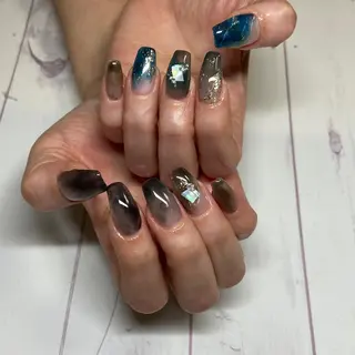 ショート カラー ネイル nail salon LNのネイルデザイン