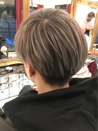 ショート カラー メンズ BEBE所属・ご新規様限定 透明感カラーKANAのヘアスタイル